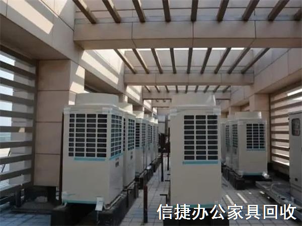 54293637.jpg 54293637.jpg